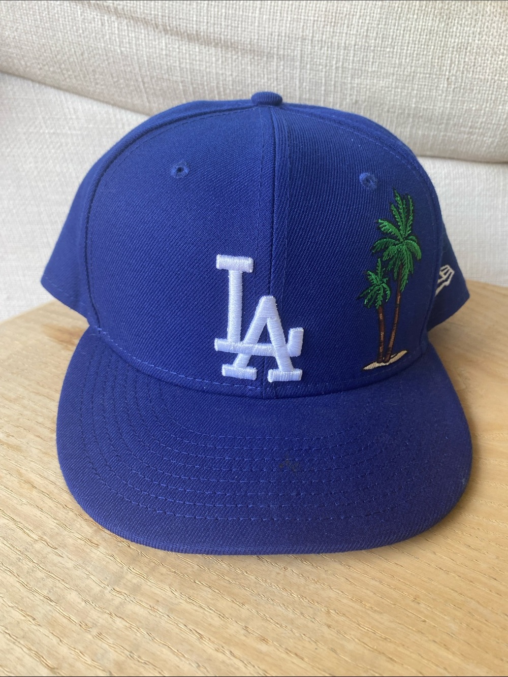 LosAngeles Dodger 59fifty fitted hat Sz 7 5/8 EUC palm tree taco embroidered